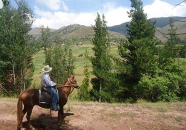 Horseback Riding in Miradores del Valle del Cusco
