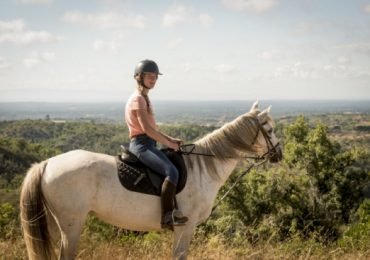 Horseback Riding by the mountains in Melides with wine tasting and picnic, Portugal.