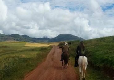 Full-Moon Horseback Riding in Cusco, Peru