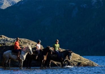 Horseback Riding with Asado in Lago Moreno, Argentina